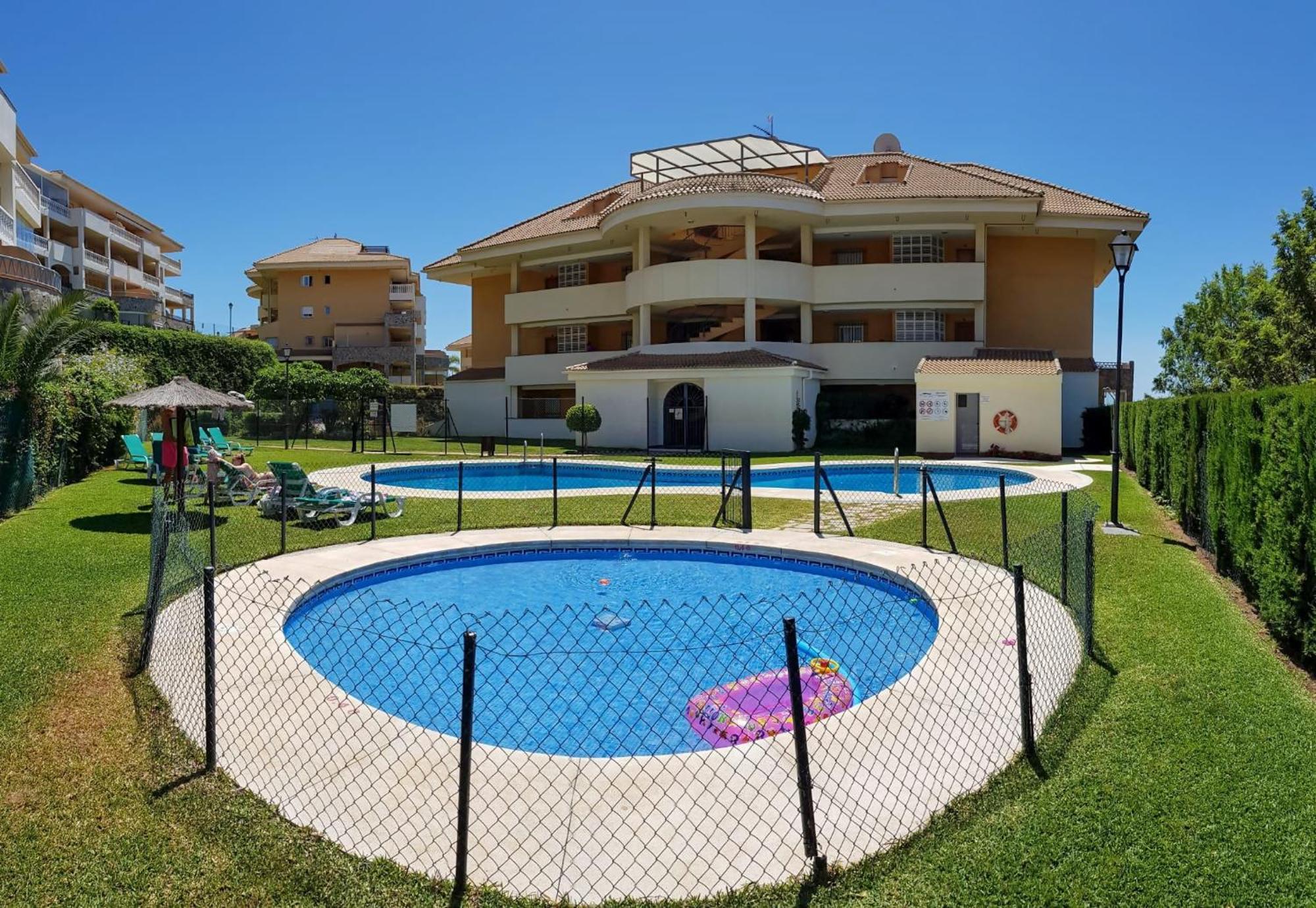 Sea Pool And Relax Comotucasa Fuengirola Bagian luar foto